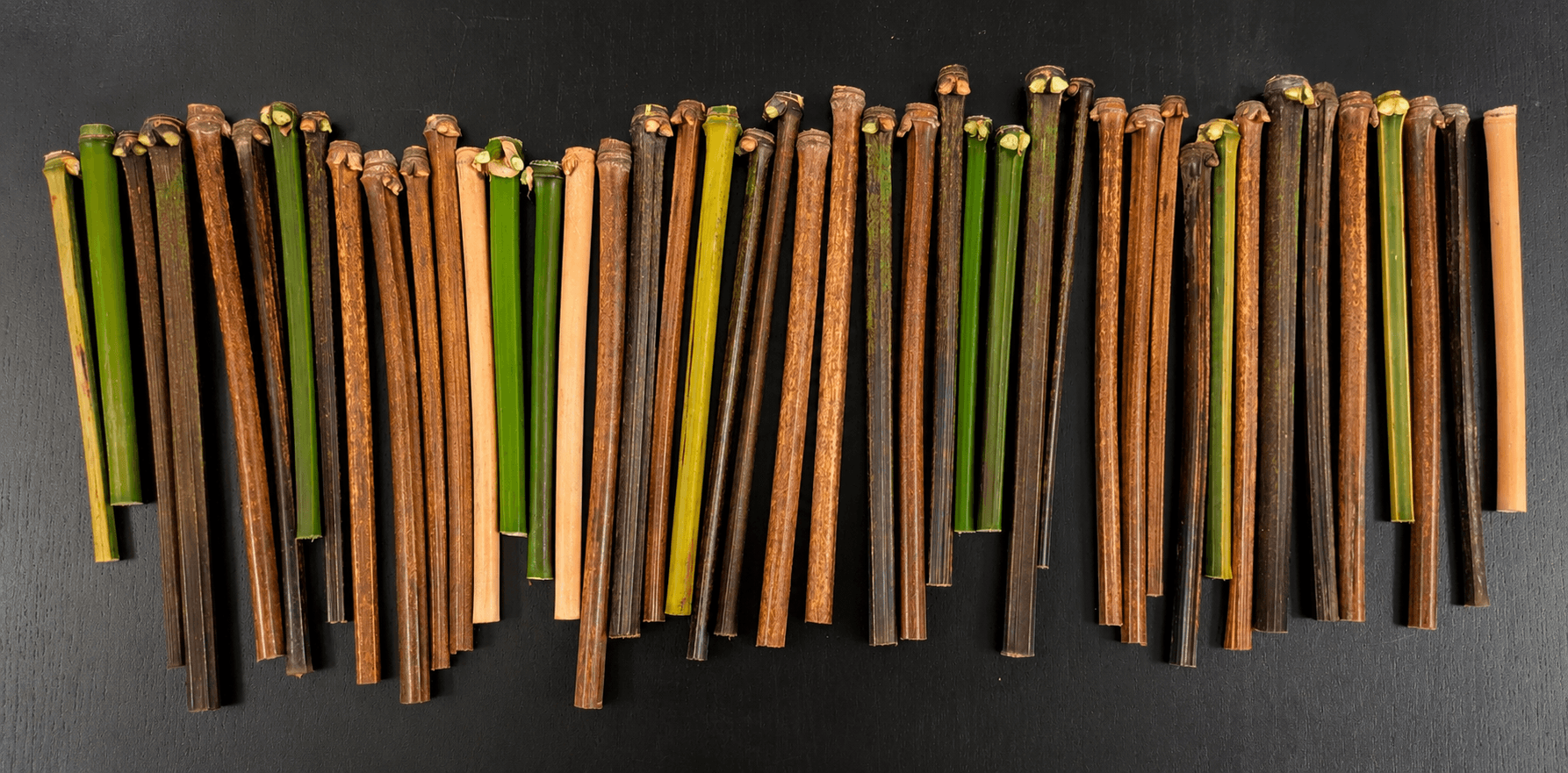 Variété de Bambillas artisanales en bambou